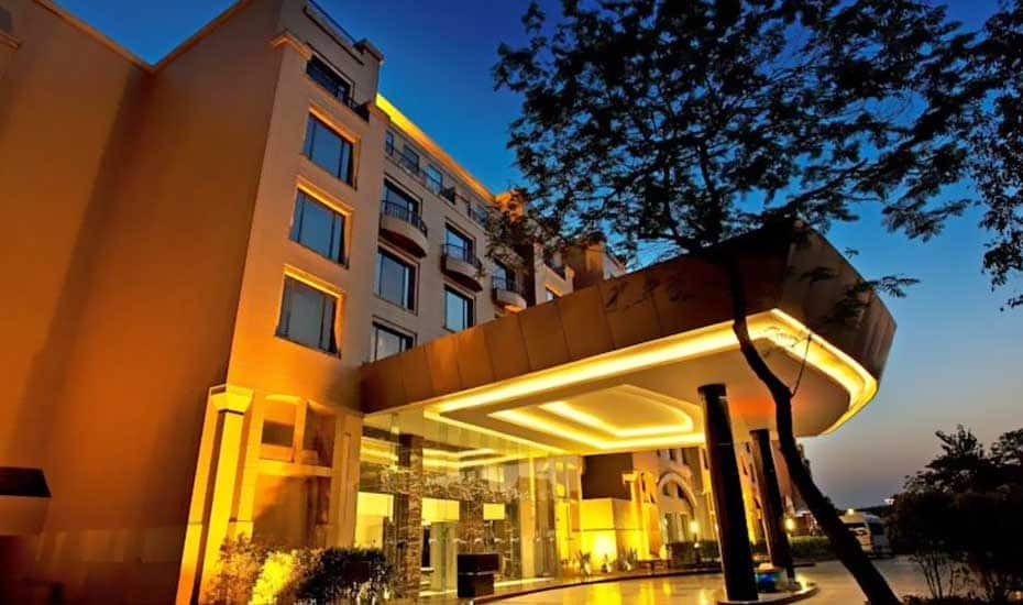 Radisson Blu Plaza Delhi Airport Hotel New Delhi, Room Starts @ ₹ 7750 ...